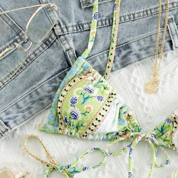 Shein Multicolor Patterned Bikini Top - Picture 2 of 4
